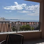 Antinov Suha Apartment