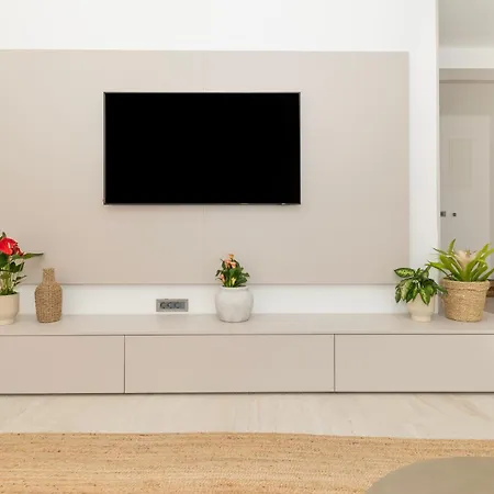 Antinov Romansa Задар